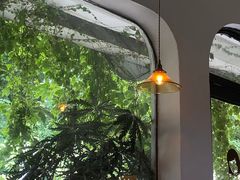 -彳亍咖啡·这里(水湾路店)