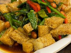 -柴窝堡玉兰辣子鸡(碱泉三街店)