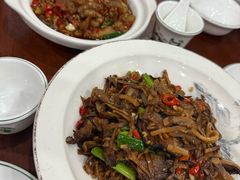-湖南人家湘菜馆(镇江路店)