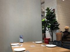 大堂-必胜客(百联又一城店)
