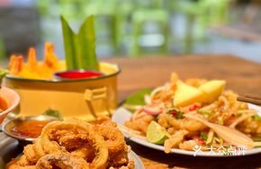 Orange Leaf Fried Squid Rings