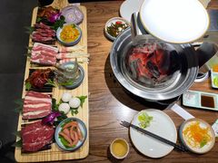 -明洞阿姨·韩式酱蟹烤肉·创意料理(三元桥店)