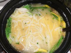 云南过桥米线-云海肴·汽锅鸡·云南菜(美罗城店)