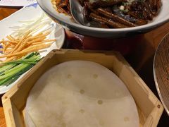 老上海响油鳝丝配饼-上海人家花樣年华(中山公园店)