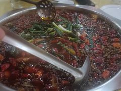 -乡土特色.冷锅鱼.牦牛肉汤锅