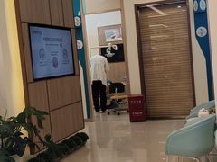 -维乐口腔(美维云门诊陆家嘴店)