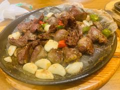 -老东镇啤酒屋海鲜加工·蒸汽海鲜·海鲜烧烤(台东店)