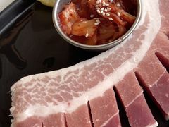 精选猪五花厚肚腩-义气烤肉餐吧(大族广场店)