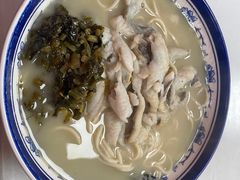 -明呈黄鱼面馆(斜土路店)