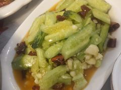 姥姥拍黄瓜-金陵暴走小龙虾·迷踪蟹(凯德MALL店)