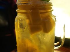 -Hooley's活利仕西餐厅(珠江新城店)