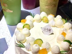 -山与蓝·轻糖鲜果蛋糕(勒泰店)