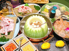-得意咚瓜·顺德鱼生·冬瓜火锅(深圳首店)