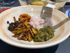 -由衷贵州酸汤牛肉火锅(新桥店)
