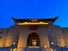 -敦煌山庄摘星阁