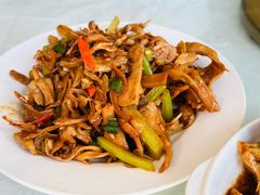 -何适山庄 ·可团建(水长城P2停车场店)