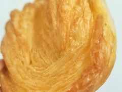 纯奶咸味中蝴蝶酥-上海哈尔滨食品厂(淮海中路店)