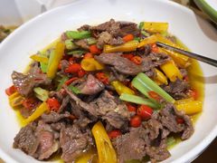 -费大厨辣椒炒肉(万家丽一店)