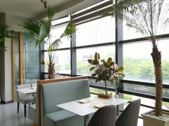 靠窗位-雅达利超级牛扒(万科广场店)