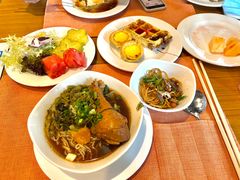 -亚龙湾希尔顿自助餐厅·海鲜·烧烤·沙滩BBQ·现场乐队