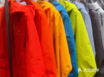 父亲节将至，还不快来始祖鸟之家选购件送礼？