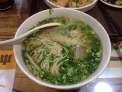 -陇上全荟兰州传统牛肉面(延吉路店)