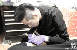 -鬼手纹身小鬼店