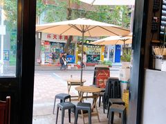 -CowCow其其·牛杂咖啡公司(六运店)