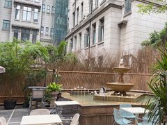 -潮一不贰·法式甜品·生日蛋糕·西式简餐(外滩店)