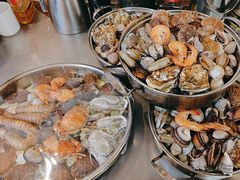 -鑫渔港海鲜本地菜·山海关浑锅(东戴河店)