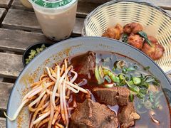 -KuKu Taiwanese Noodle & fried chicken & bubble tea