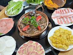 -银同牦牛肉火锅