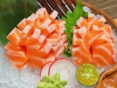 三文鱼腩刺身-炙柒Sekinana·精致日料(合生汇店)