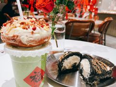 black盐可颂-迦南的早晨蛋糕甜品集合店