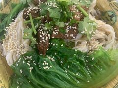 -吴一川韭香粉皮(丽香苑分店)