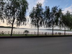 -丁香湖公园