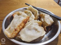 -黄阿姨锅贴大王(万航渡路店)