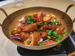 酸菜炒肥肠-箸福·夜上海(雨花客厅店)