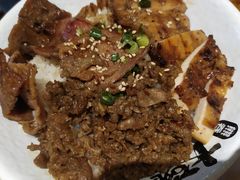 大碗过瘾双拼-熊吞·大碗丼烧肉饭(西市场嘉华店)
