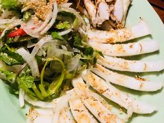 鱿鱼沙拉-Lam Vien Restaurant