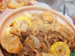 -沙胆彪炭炉牛杂煲(上海日月光广场店)