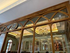 -秘密旅行Bonjour(黑金冠 江南西店)