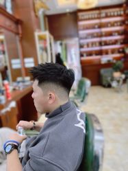 -尼特斯男士发型馆