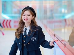-陈露国际冰上中心(天津嘉里汇店)