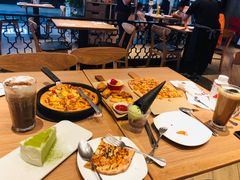 -必胜客(华都店)