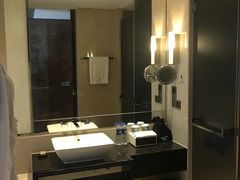 -广州天河希尔顿酒店