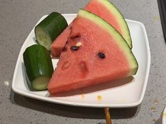 -海底捞火锅(新松江路生日主题店)