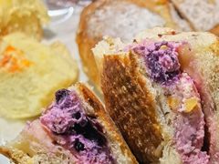 蓝莓三角包-Juicy Bakery(大学路店)