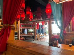 -老滇山寨•云南特色菜•地方菜•民族风情歌舞表演(金碧店)