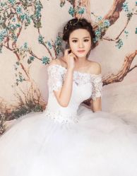 -莫小姐婚纱
